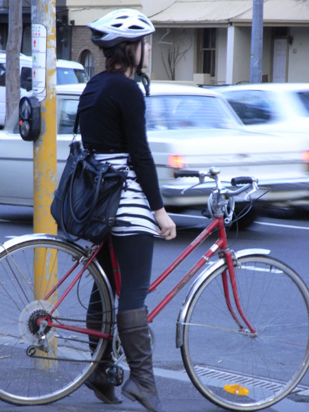 B8_083_StripSkirt_BojunChiswell_08Sept2010_web